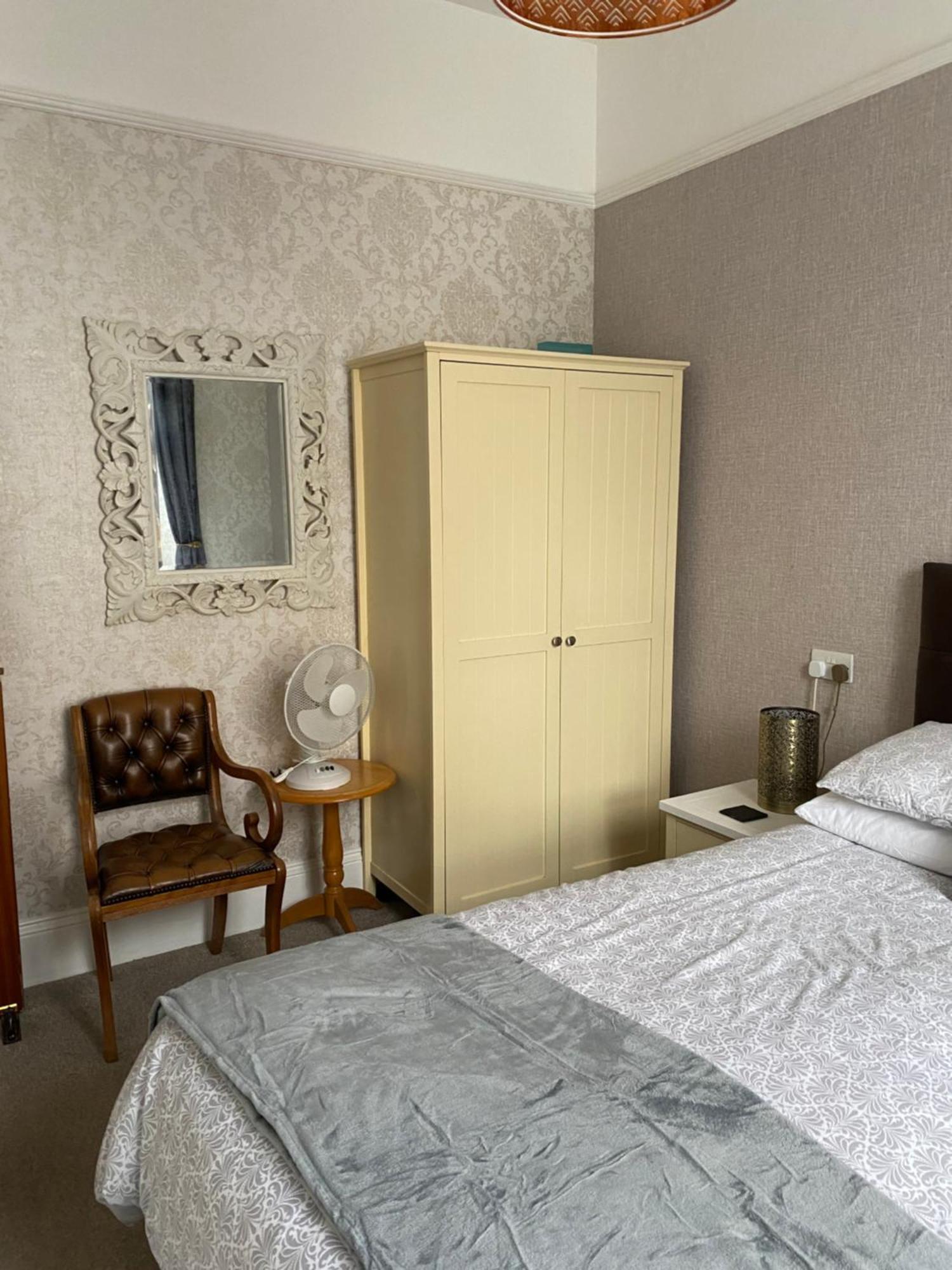 Milton Lodge Weston-super-Mare Bagian luar foto