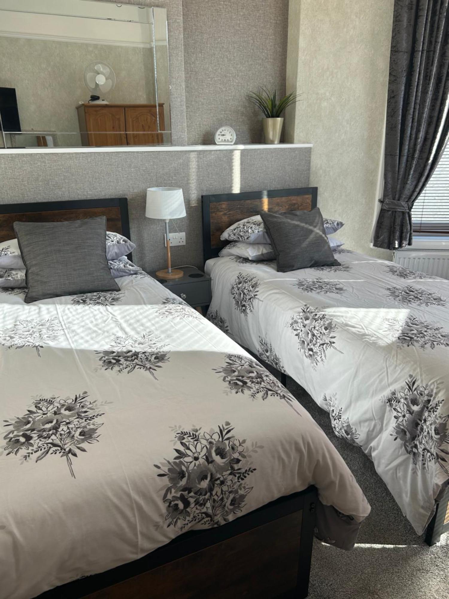 Milton Lodge Weston-super-Mare Bagian luar foto